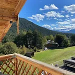 Lodge The Alpine No 7 *