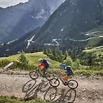 The Alpine No 7 Reith bei Seefeld
