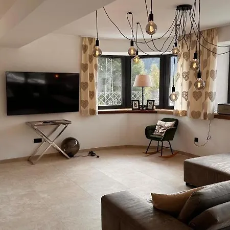 The Alpine No 7 Orman Evi