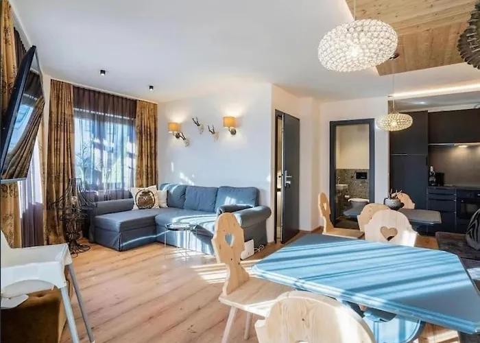 The Alpine No 7 Lodge