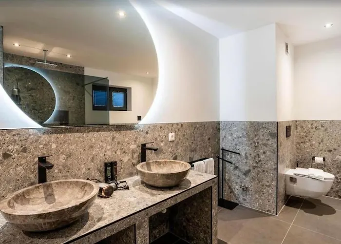 The Alpine No 7 Reith bei Seefeld