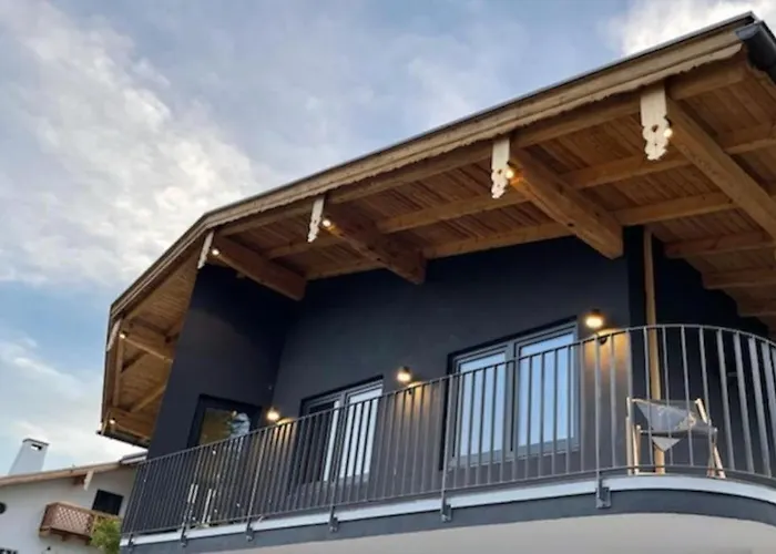 The Alpine No 7 Lodge