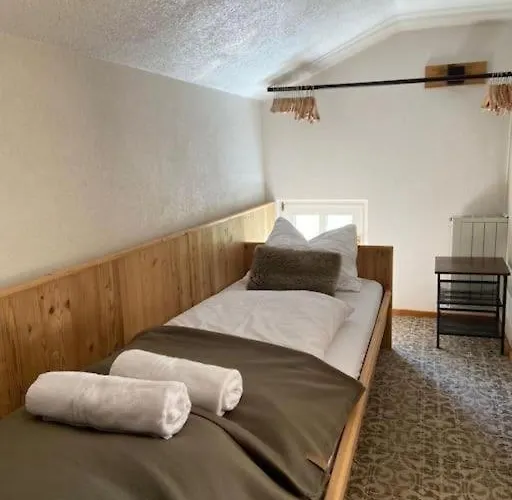 Lodge The Alpine No 7 *