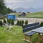 ロッジ The Alpine No 7 ライト・バイ・ゼーフェルト